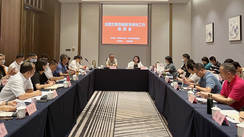 心理咨询师资格证培训费用，如何选择合适课程？**